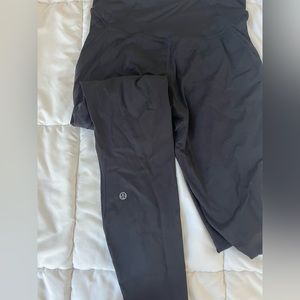 Lululemon leggings size 6